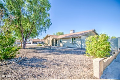 3824 W Shangri la Rd, Phoenix, AZ 85029 - photo 3