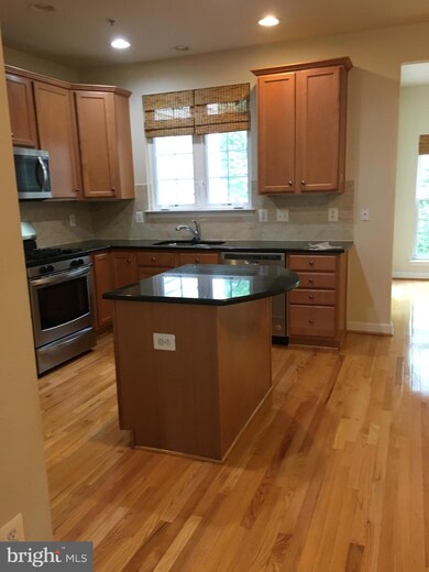 8106 Mississippi Rd, Laurel, MD 20724 - photo 3
