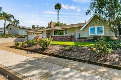 4-web-or-mls-UpmarketMedia_210Fairfax-2