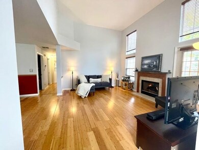 312 Manor Dr unit 56A, Buffalo Grove, IL 60089 - photo 4