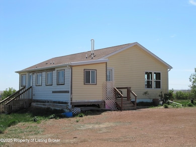 36 Log Cabin Rd, Wibaux, MT 59353 - photo 4