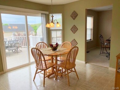 7127 Hearth Ln, Macungie, PA 18062 - photo 7