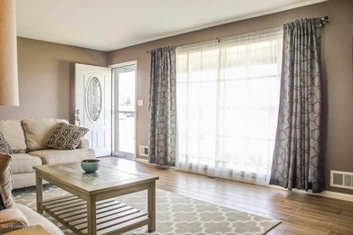 6703 Lunar Dr (4 of 42)