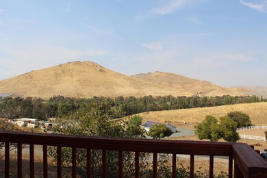 28947 Highway 190 unit A, Porterville, CA 93257 - photo 6