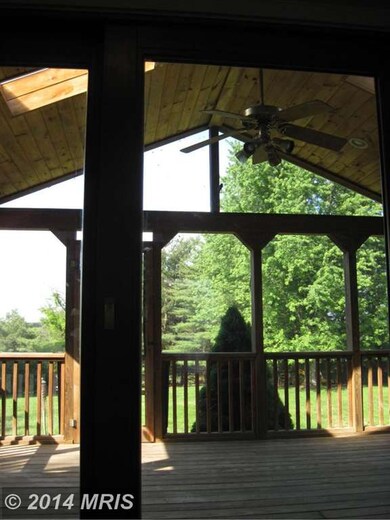 610 Falmouth Ct, Sykesville, MD 21784 - photo 7