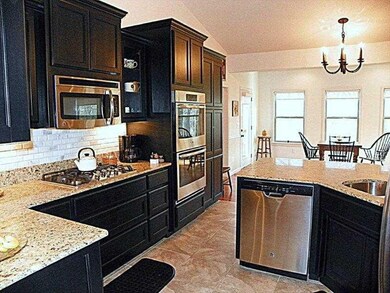 Kitchen. A  magazine  Kitchen! The Gas cooktop & double ovens are so hard to find in Bella Vista, at this $$.