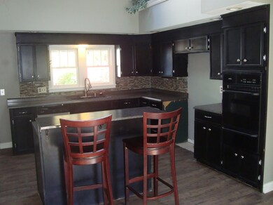 710 E 18th St, La Porte, IN 46350 - photo 5