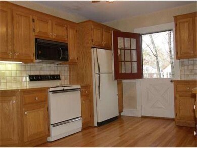 80 Lewis Ave, Walpole, MA 02081 - photo 5