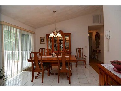 38 Hamlet Ct, Bristol, RI 02809 - photo 3