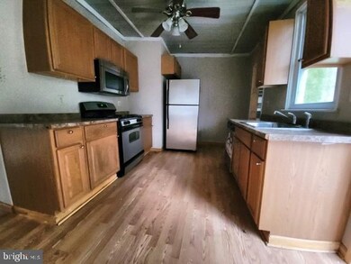 601 Oak Ave, Woodbury, NJ 08096 - photo 4