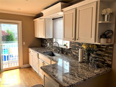 280 Lamport Blvd, Staten Island, NY 10305 - photo 2