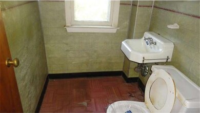 519 Beacon St, Camden, NJ 08105 - photo 5