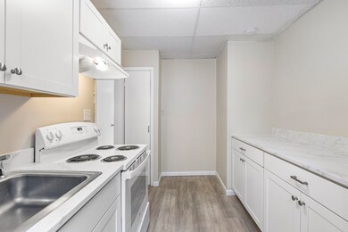 14 Oak St, Weehawken, NJ 07086 - photo 7