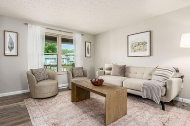 732 Cherrymonte Dr, Columbus, OH 43228 - photo 7