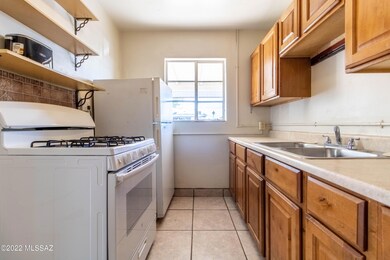4625 E 17th St, Tucson, AZ 85711 - photo 5