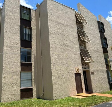 14221 N Kendall Dr unit 112C, Miami, FL 33186 - photo 4