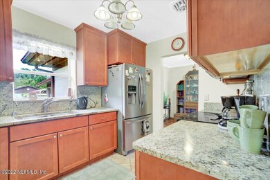 4046 Aldington Dr, Jacksonville, FL 32210 - photo 6