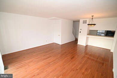 2409 Potterfield Rd, Windsor Mill, MD 21244 - photo 5