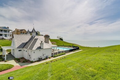 Churchill Farms Cloubhouse