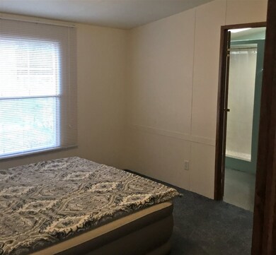 138 Crystal Ln, Crawfordville, FL 32327 - photo 2