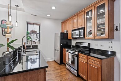 1048 W Lawrence Ave unit 2, Chicago, IL 60640 - photo 5