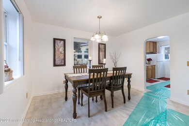 14-web-or-mls-901-r-g-curtiss-ave