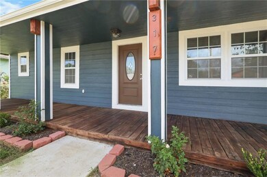 317 9th St, Osawatomie, KS 66064 - photo 2