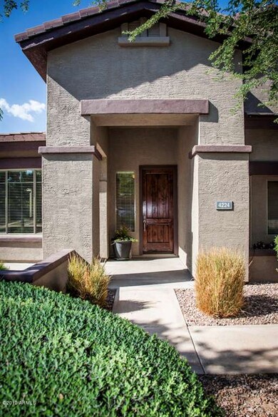 4224 E Reins Rd-7950