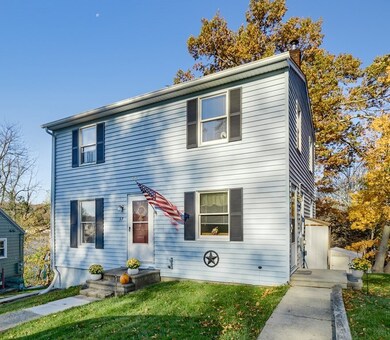 37 Indian Lake Pkwy, Worcester, MA 01605 - photo 2