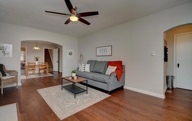 Living Room (4)
