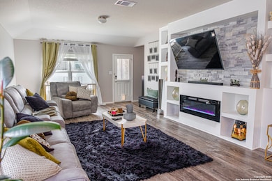 234 Fernwood Dr, Schertz, TX 78108 - photo 6