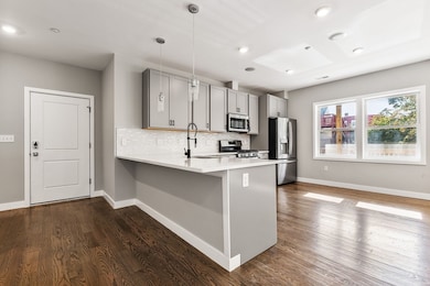 10 Ruthven Park unit 2, Boston, MA 02121 - photo 4