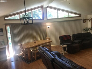 17200 S Monroe Ln, Mulino, OR 97042 - photo 6