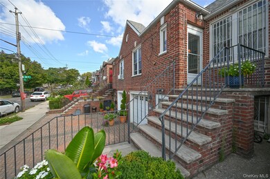 58-39 77th Place, Middle Village, NY 11379 - photo 3