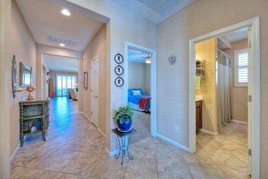 3_Entry Foyer
