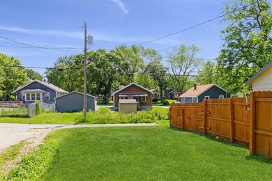 739 26th St, Des Moines, IA 50312 - photo 3