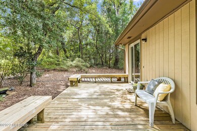 114 Cedar deck with bench seating