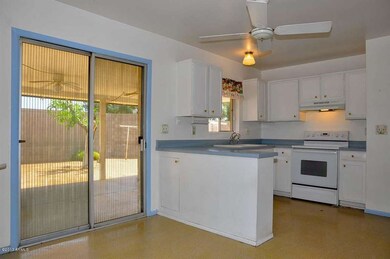 c  Breakfast Room-Kitchen