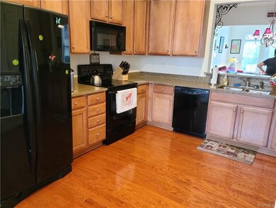 Large Kitchen with Hardwood floors, Maple Cabinets