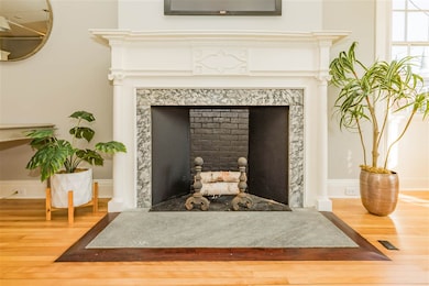 180 Middle St unit 2, Portsmouth, NH 03801 - photo 7