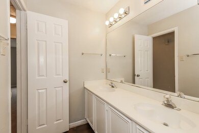 8114 Forest Commons Ct, Houston, TX 77095 - photo 6