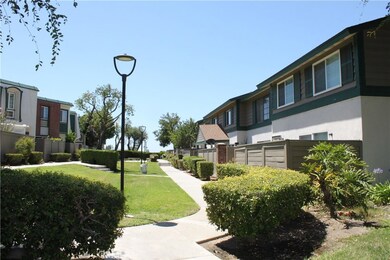 8232 Henderson Green, Buena Park, CA 90621 - photo 4