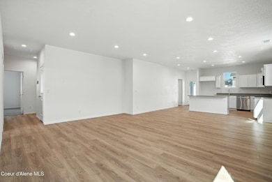 Inside-Spokane-12th-5