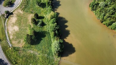 102 Kanutsu Ln, Loudon, TN 37774 - photo 4