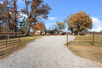 58300 E 140 Rd, Miami, OK 74354 - photo 3