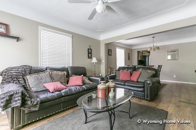 1066 Whiting St SW_3