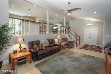 13472 Stream Valley Dr, Chantilly, VA 20151 - photo 4