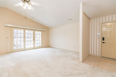 OPEN MAIN LIVING AREA
