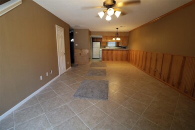 1919 Country Village Blvd unit B, Humble, TX 77338 - photo 4