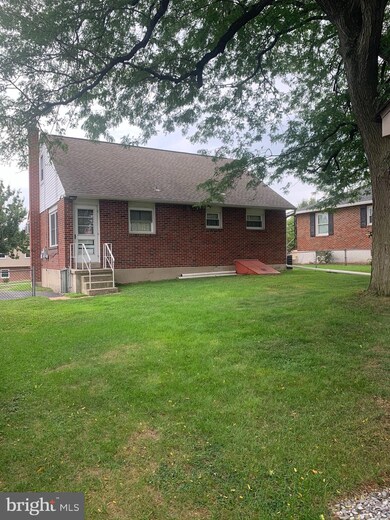 1331 Commonwealth Blvd, Reading, PA 19607 - photo 6